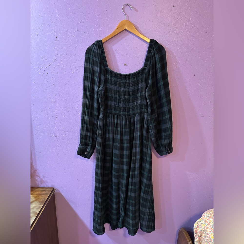 Madewell Lightspun Lucie Long Sleeve Smocked Midi Dress in Livonia - Picture 3 of 13